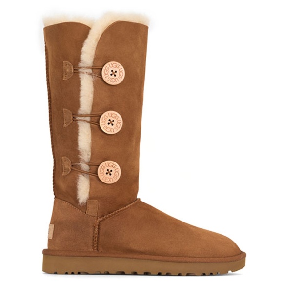 UGG Bailey Button Triplet Genuine Shearling Boot - Picture 1 of 1